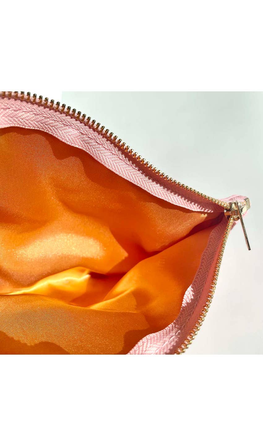 Train Your Mind To See The Good In Every Situation. Pouch