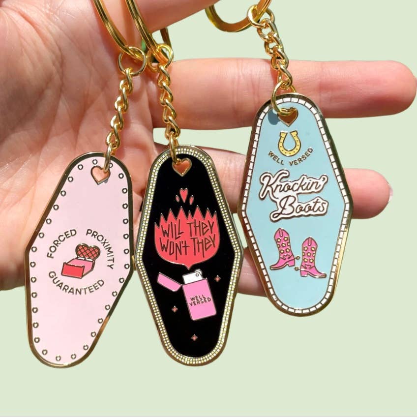 Bookish Keychain - Enemies to Lovers